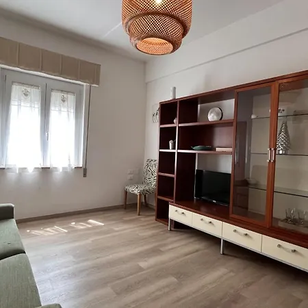 Apartment Centre W Ac 5min Walk To - Il Lupo Affitta *
