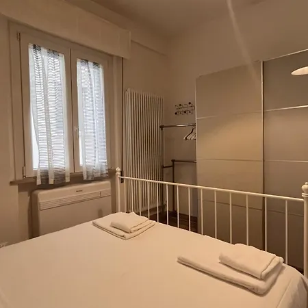 Centre W Ac 5min Walk To - Il Lupo Affitta Cattolica
