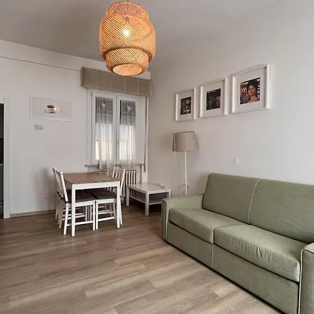 Centre Con Parcheggio - Il Lupo Affitta Apartment