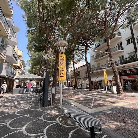 Centre Con Parcheggio - Il Lupo Affitta * Cattolica