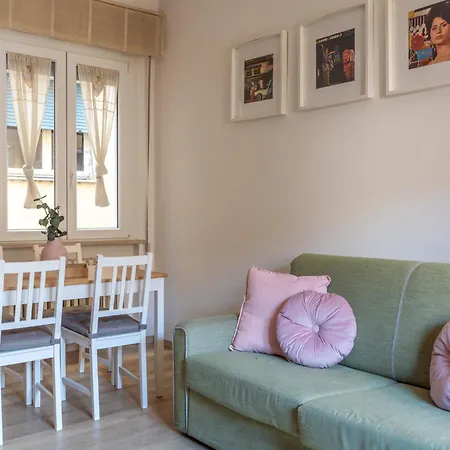 Centre W Ac 5min Walk To - Il Lupo Affitta Apartment *