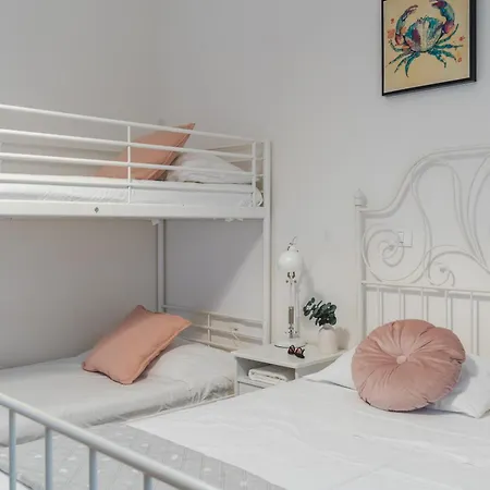 Centre W Ac 5min Walk To - Il Lupo Affitta Apartment Cattolica