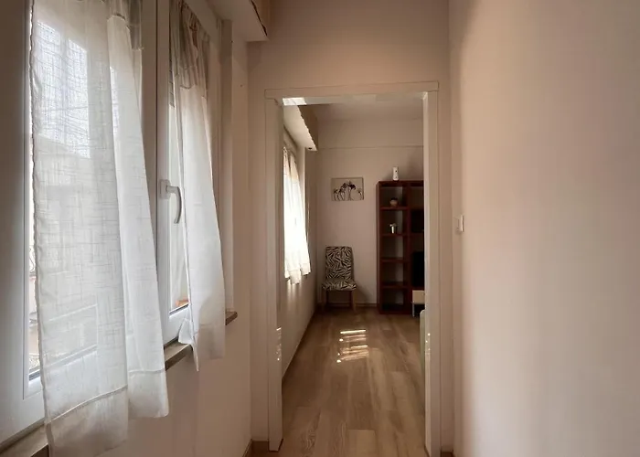 Apartmán Centre W Ac 5min Walk To - Il Lupo Affitta