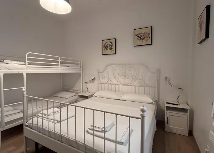 Centre W Ac 5min Walk To - Il Lupo Affitta アパート *